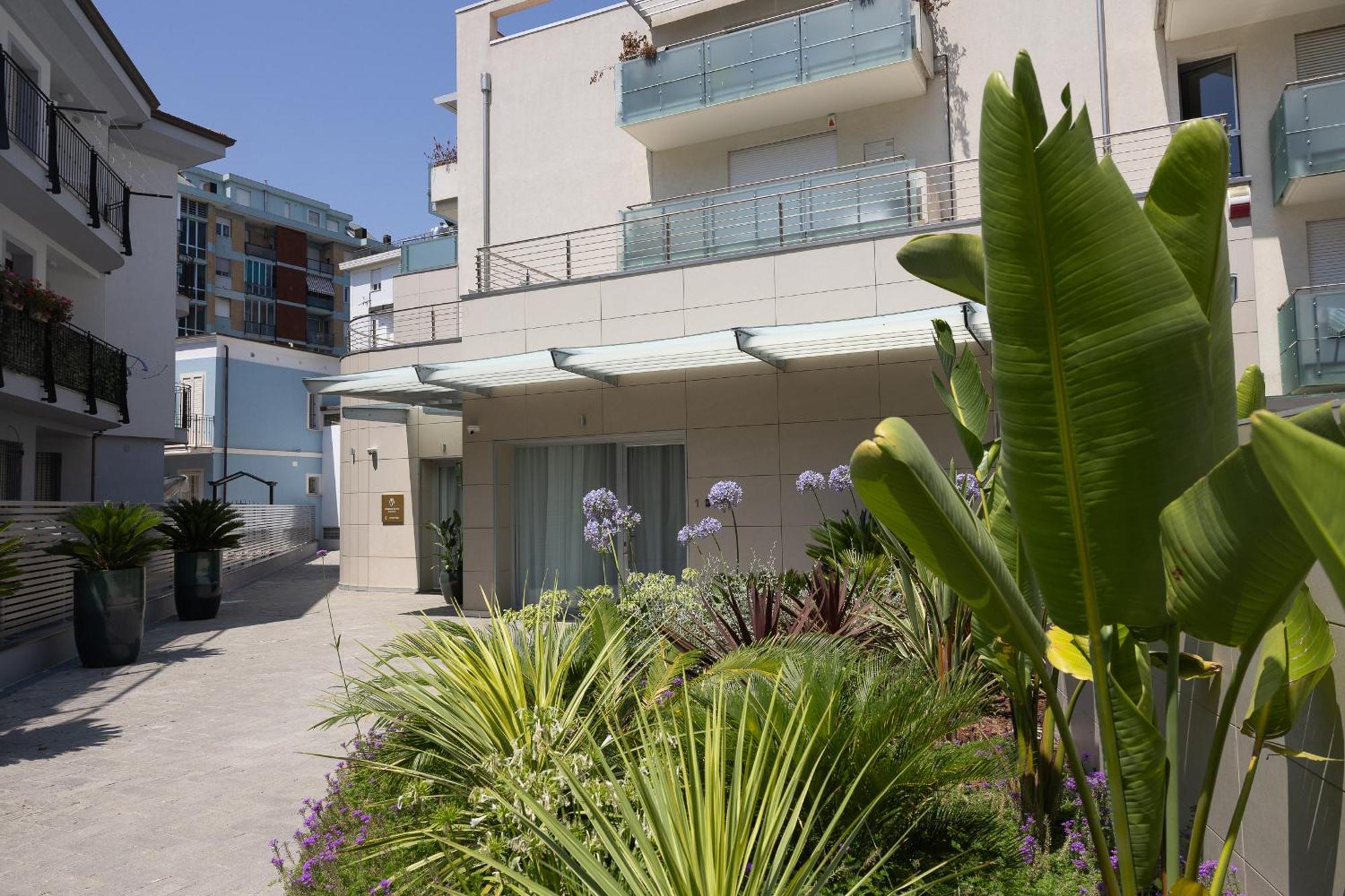 Marina Suite Apartments 里米尼 外观 照片